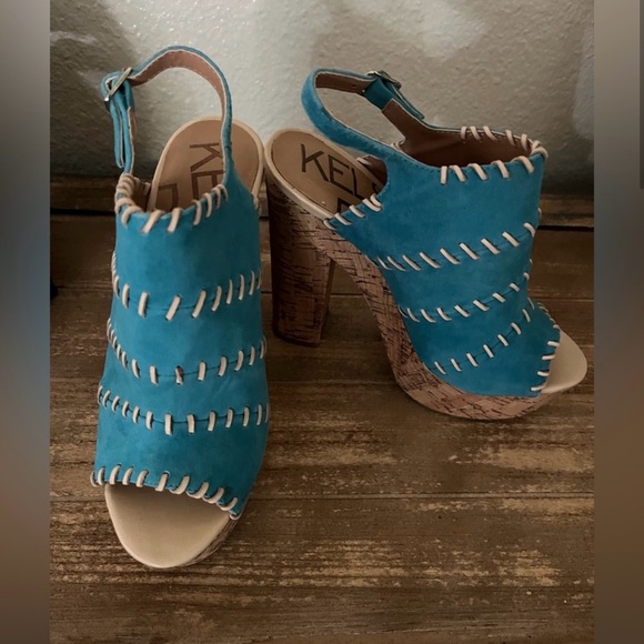 KELSI DAGGER Women's Turquoise Suede Leather
Upper. Peep Toe Platform Sandals - Picture 1 of 9